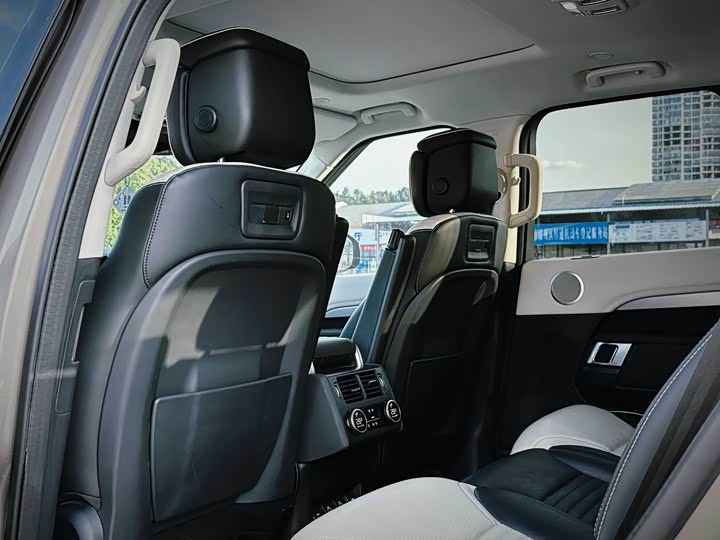 Фото 8 - Land Rover Discovery