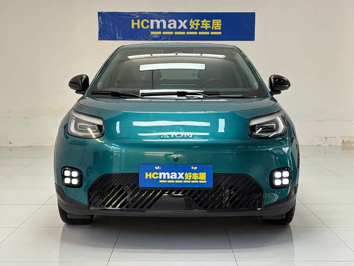 Фото 2 - GAC Aion UT