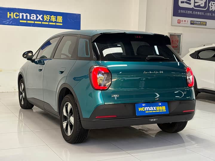 Фото 4 - GAC Aion UT