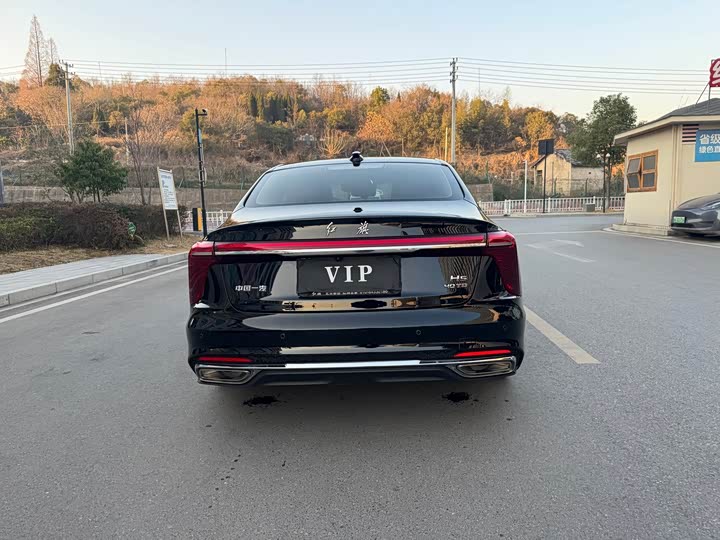 Фото 7 - Hongqi H5