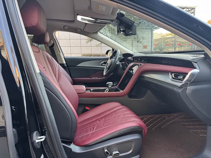 Фото 9 - Hongqi H5