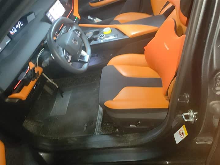 Фото 9 - Changan UNI-V