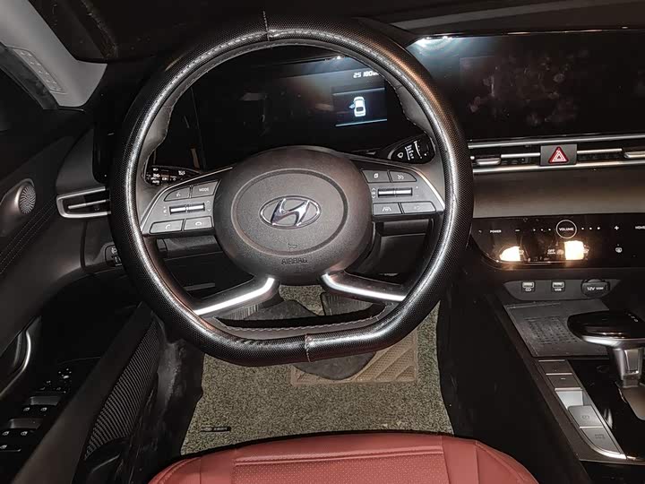 Фото 3 - Hyundai Elantra N line