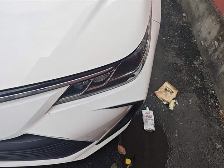 Фото 5 - Toyota Corolla