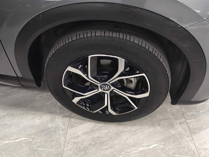 Фото 6 - BYD Yuan Plus