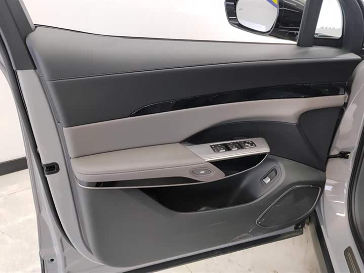 Фото 7 - Hongqi EHS7 (Tiangong 08)