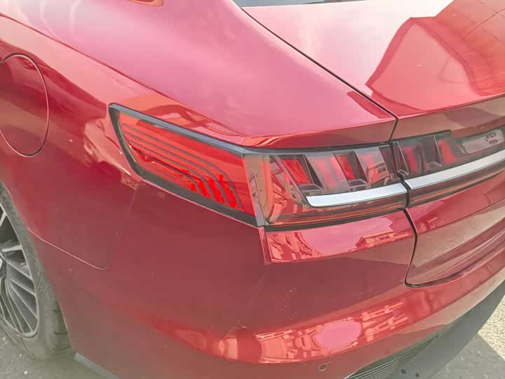 Фото 8 - BYD Han