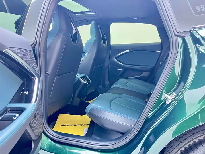 Фото 3 - MG Motor 7