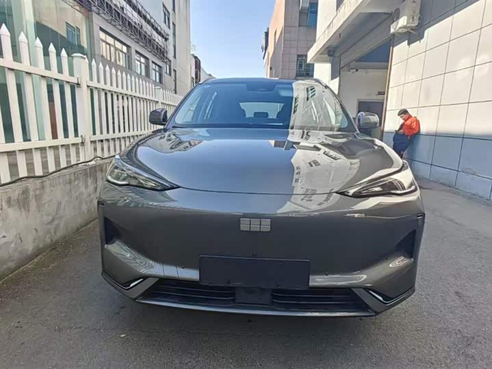 Фото 2 - Geely Galaxy E5