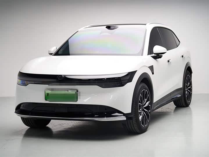 Фото 2 - Zeekr 7X