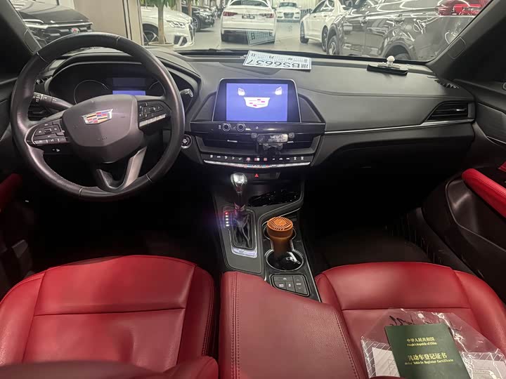 Фото 5 - Cadillac CT4