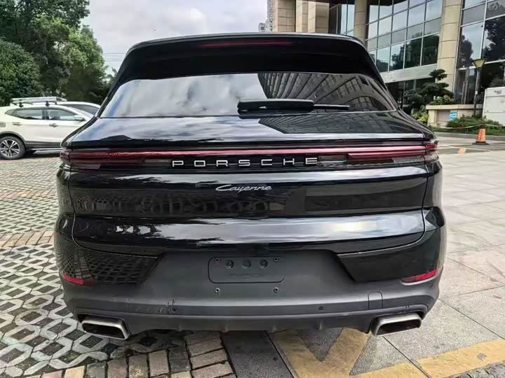 Фото 8 - Porsche Cayenne