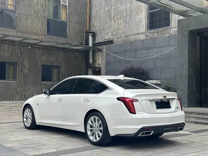Фото 7 - Cadillac CT5