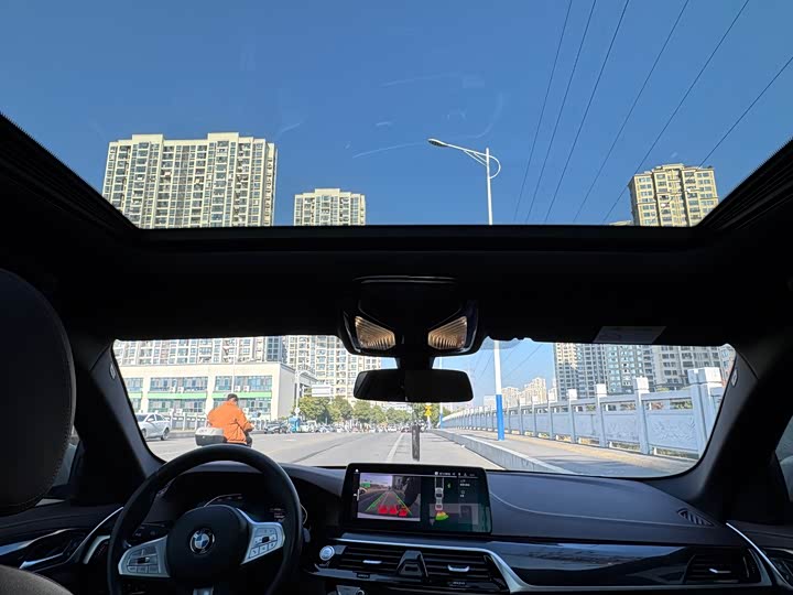 Фото 8 - BMW 5 Series