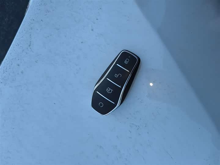 Фото 9 - BYD Yuan Plus