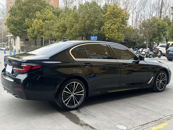 Фото 7 - BMW 5 Series