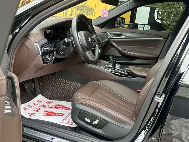 Фото 8 - BMW 5 Series