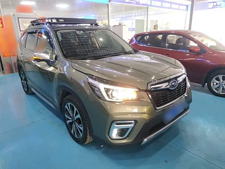 Фото 4 - Subaru Forester