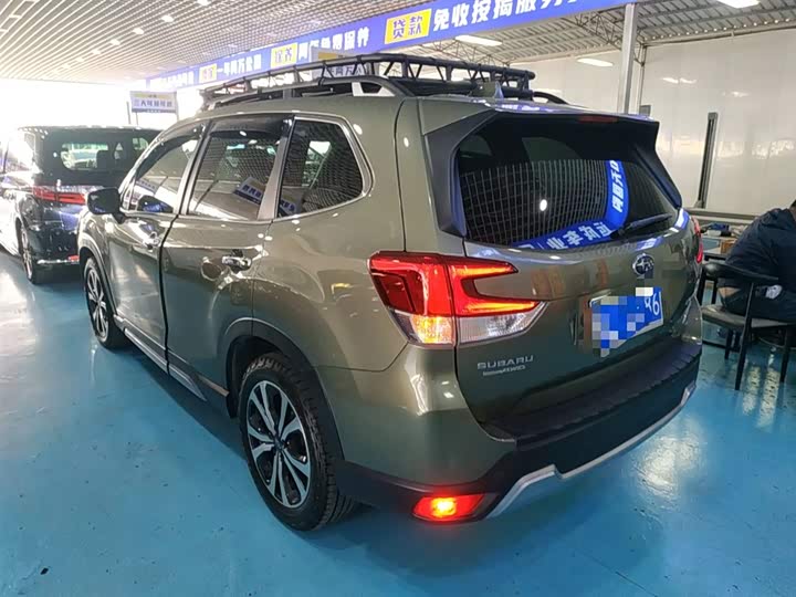 Фото 5 - Subaru Forester