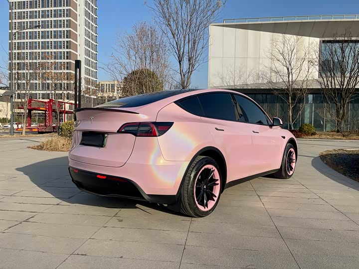 Фото 9 - Tesla Model Y