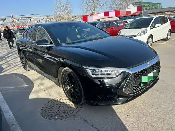 Фото 3 - BYD Han