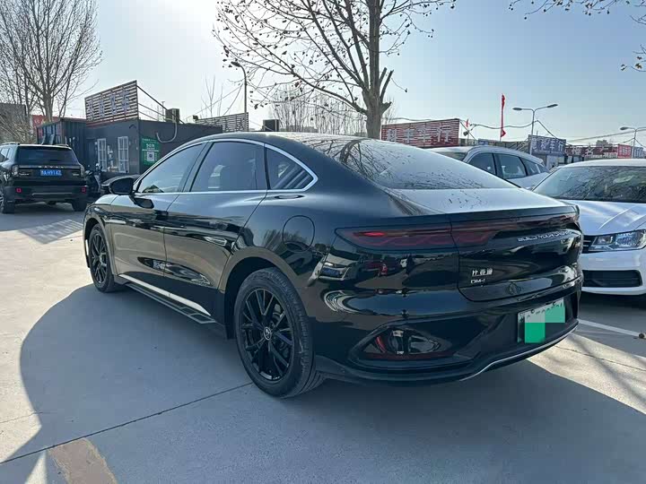 Фото 9 - BYD Han