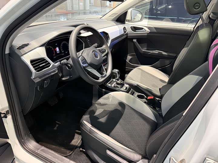 Фото 2 - Volkswagen Tacqua