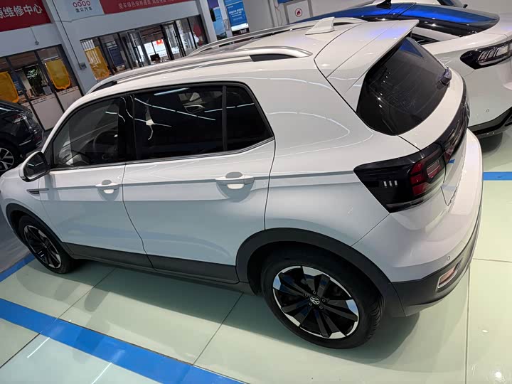 Фото 5 - Volkswagen Tacqua