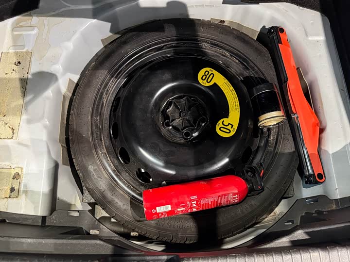 Фото 7 - Volkswagen Tacqua