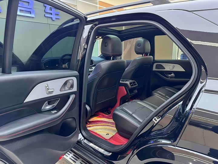 Фото 8 - Mercedes-Benz GLE-Class AMG