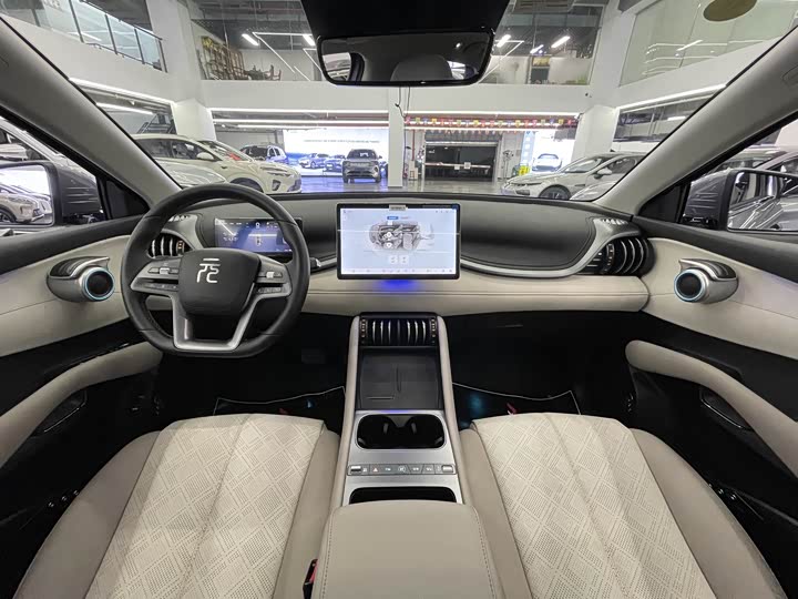 Фото 7 - BYD Yuan Plus