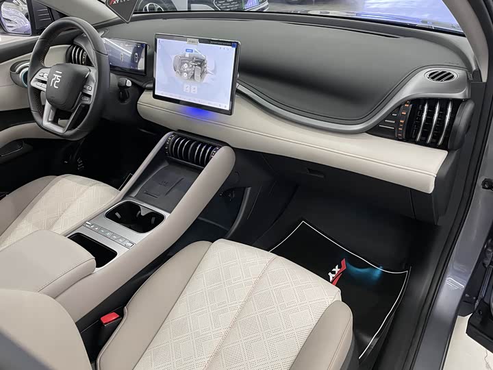 Фото 8 - BYD Yuan Plus