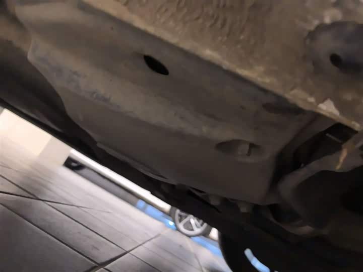 Фото 2 - Audi A4L