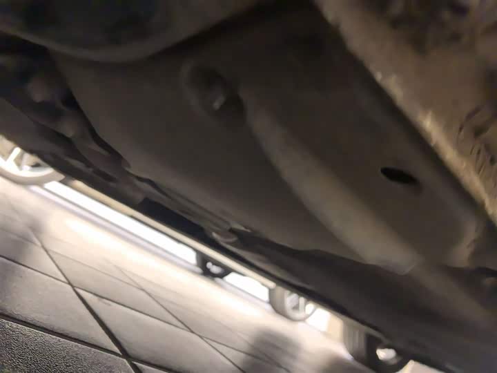 Фото 8 - Audi A4L