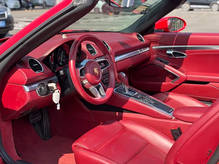 Фото 4 - Porsche 718