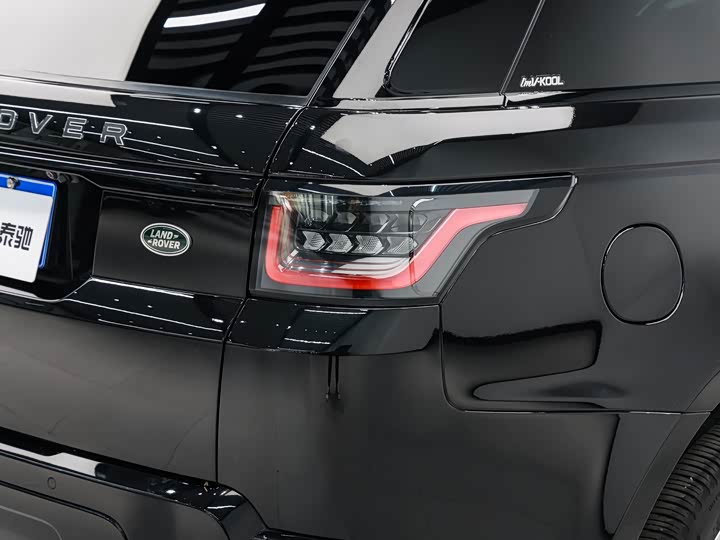 Фото 9 - Land Rover Range Rover Sport