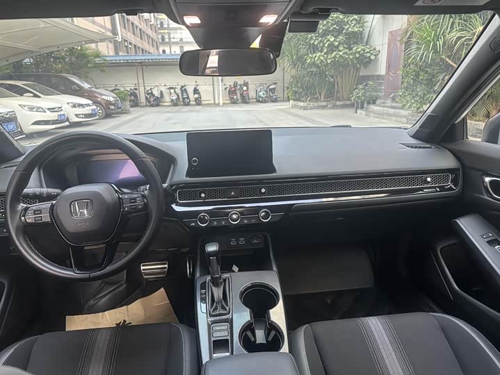 Фото 6 - Honda Civic