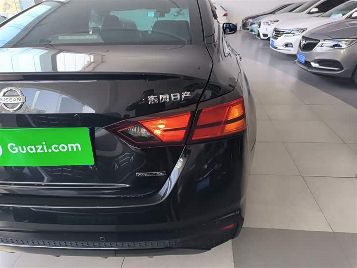 Фото 8 - Nissan Teana