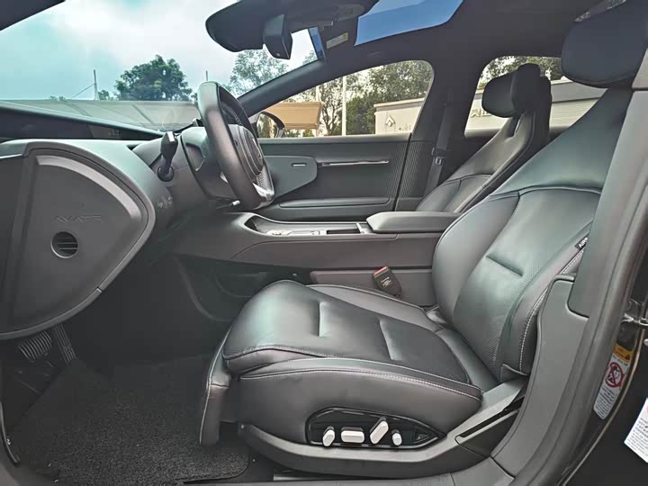 Фото 4 - Avatr 12