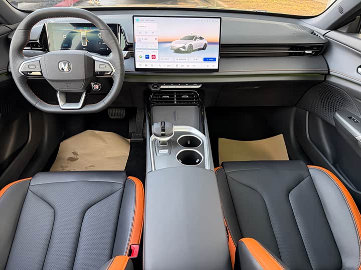 Фото 7 - Changan UNI-V