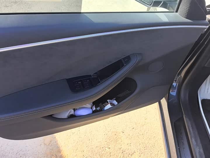 Фото 7 - Tesla Model 3