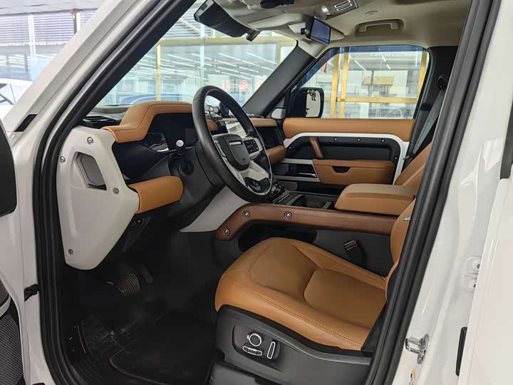 Фото 6 - Land Rover Defender