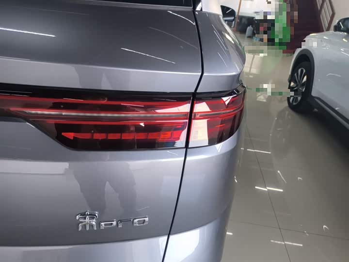 Фото 8 - BYD Song Pro Hybrid