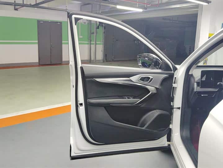 Фото 7 - MG Motor One