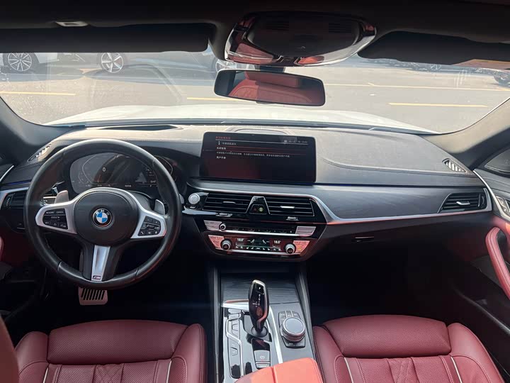 Фото 5 - BMW 5 Series