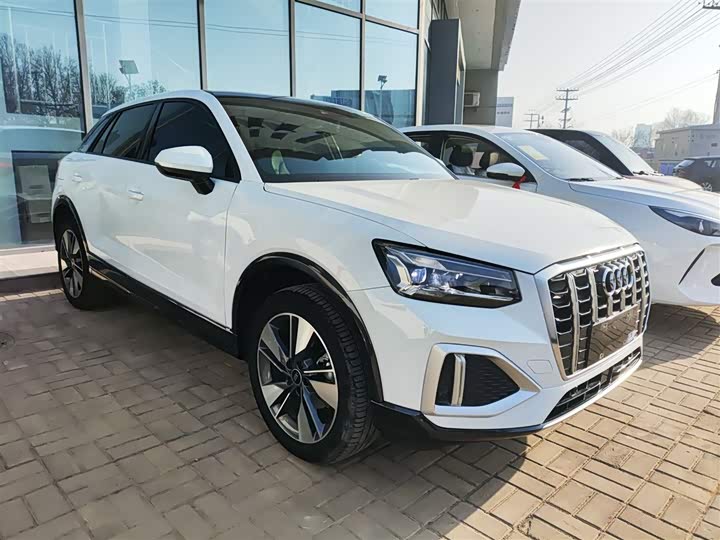 Фото 4 - Audi Q2L