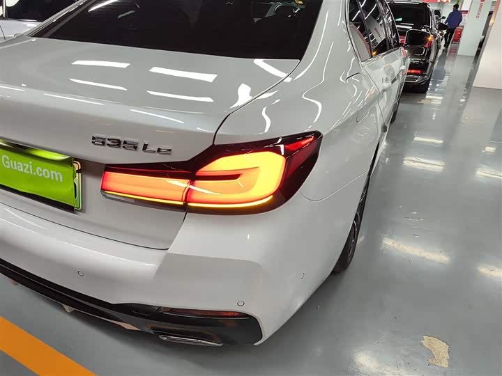 Фото 8 - BMW 5 Series Hybrid