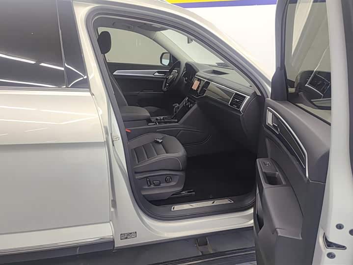 Фото 8 - Volkswagen Teramont Pro