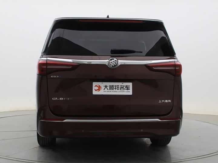 Фото 4 - Buick GL8 ES