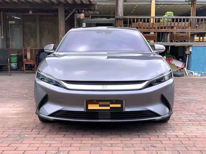 Фото 2 - BYD Han